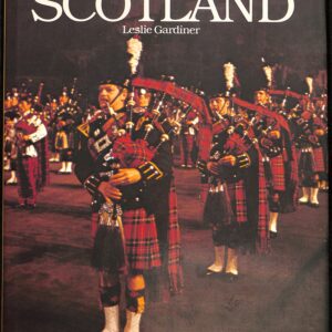 The Love of Scotland (USED) by Leslie Gardiner